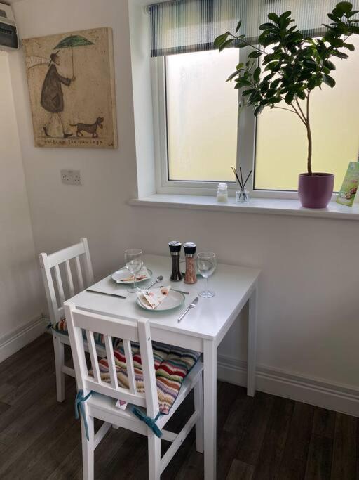 Rural Cosy Retreat For Two Near Port Isaac Apartment Delabole ภายนอก รูปภาพ